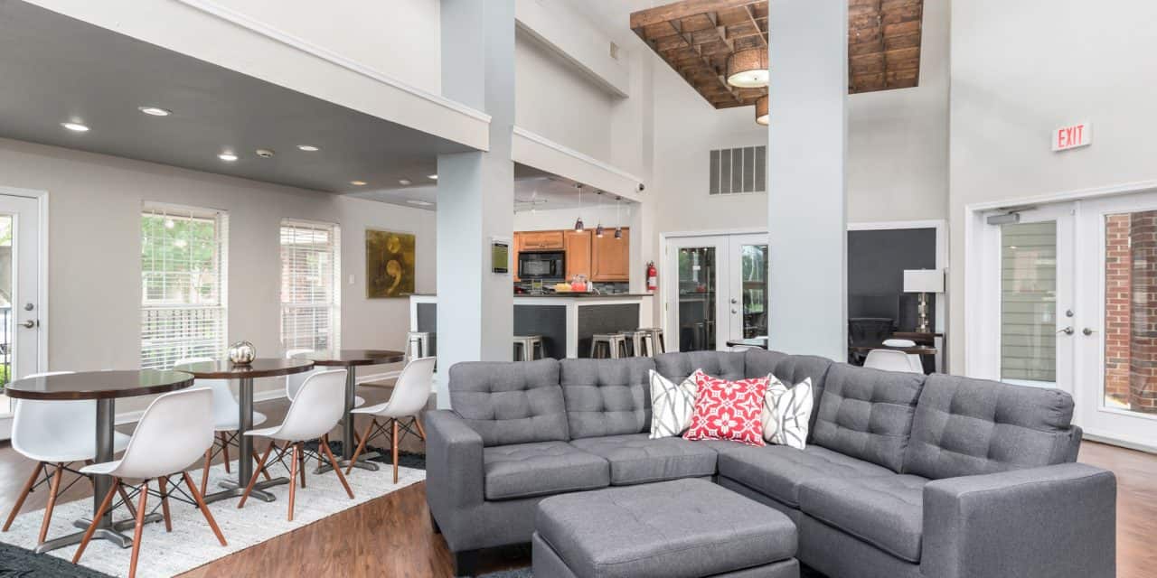 Broadmoor Apartments Live BH