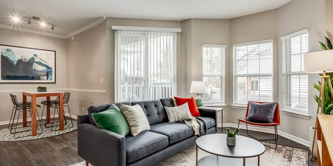 The Crossing at Barry Road Apartments Live BH