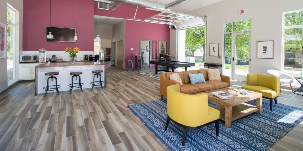 The Flats Apartments Live BH