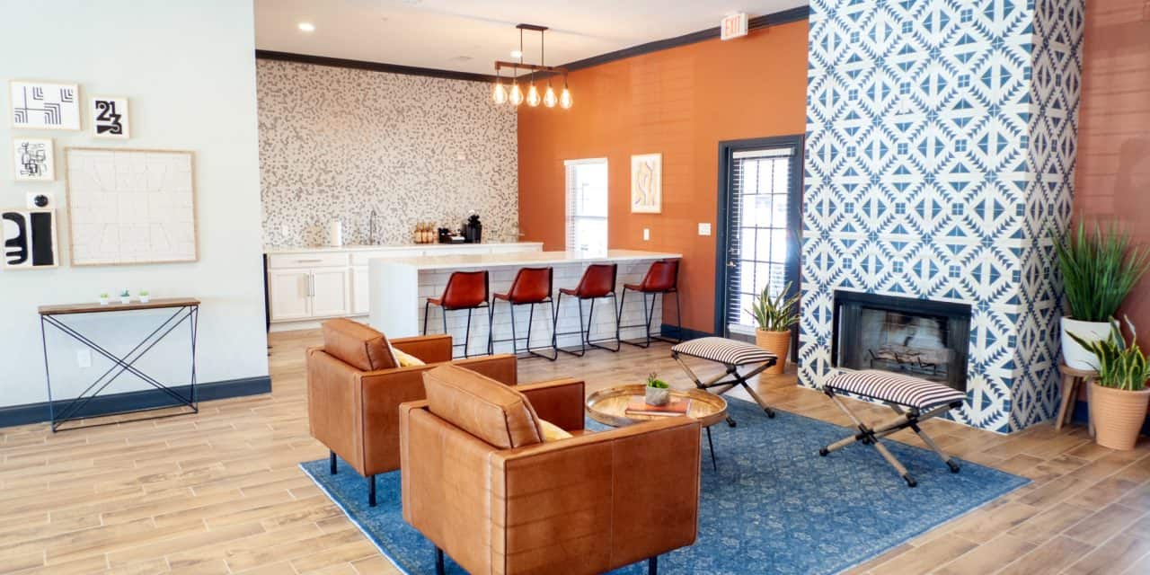 The Woodland Apartments Live BH