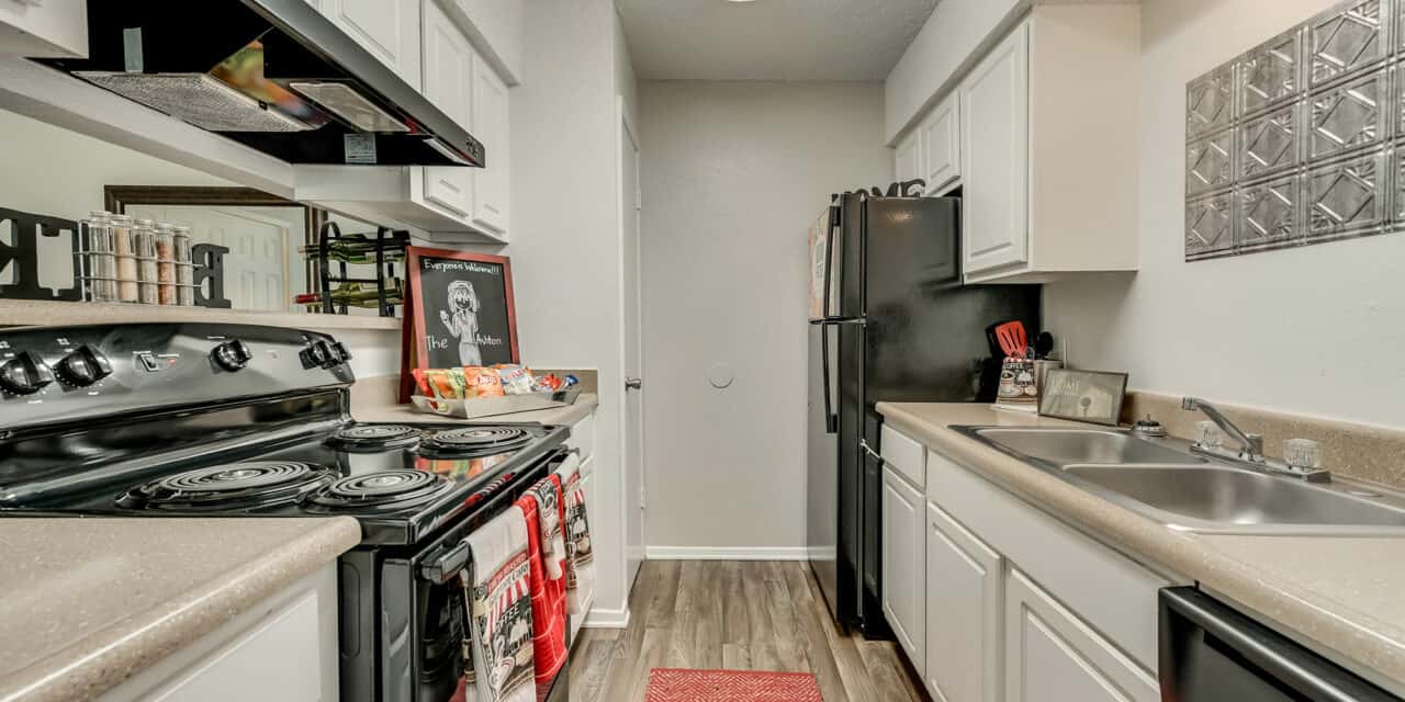 The Ashton Apartments Live BH