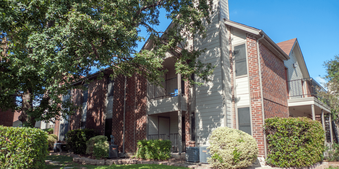 Brooksfield Apartments Live BH