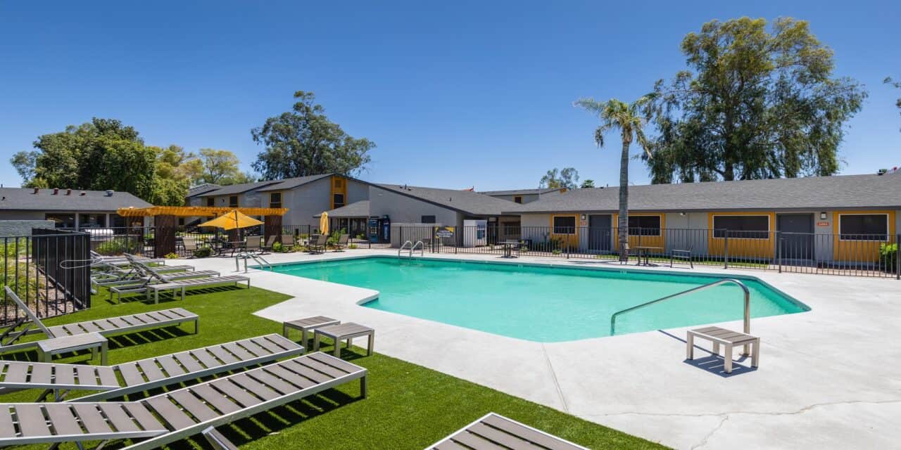 Parq on 50th Apartments Live BH